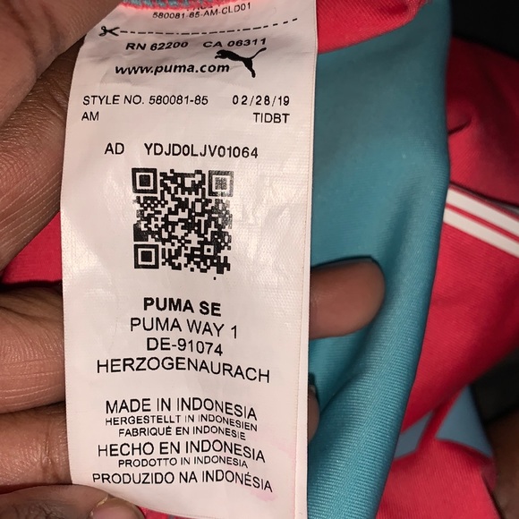 Two piece Puma Kids outfit ! - Picture 7 of 10